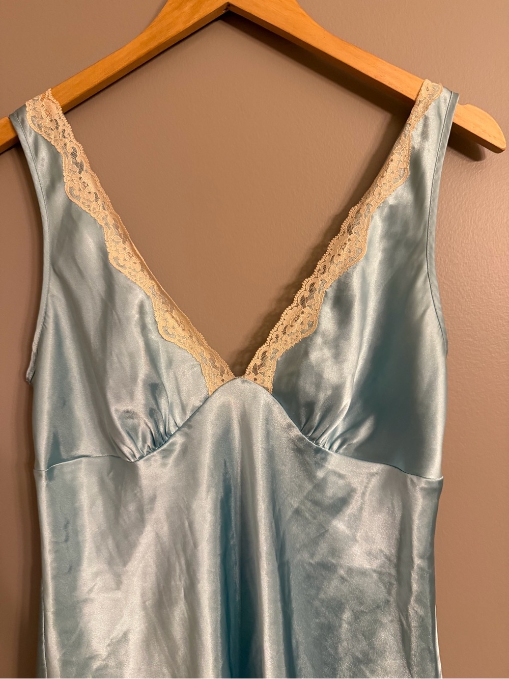 VTG Victoria's Secret Y2K Icy Blue Satin Lace Slip Dress Nightgown M Pristine - Picture 3 of 7
